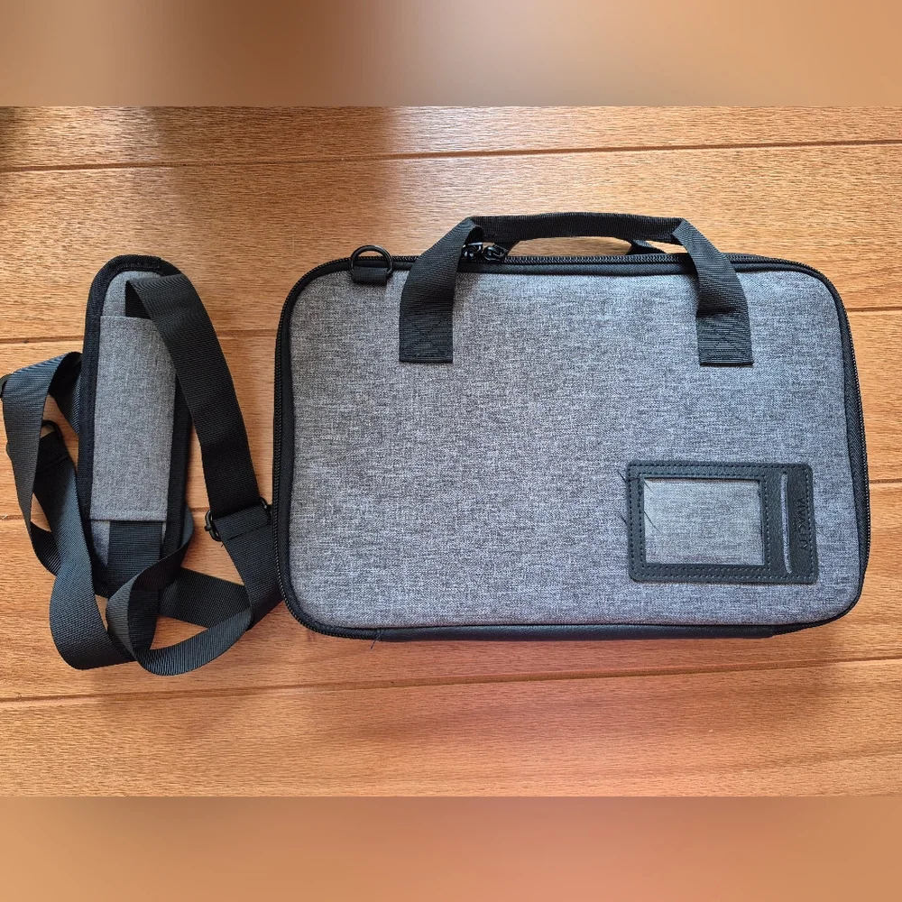 Vivacity Tech Guardian Laptop Case‎
